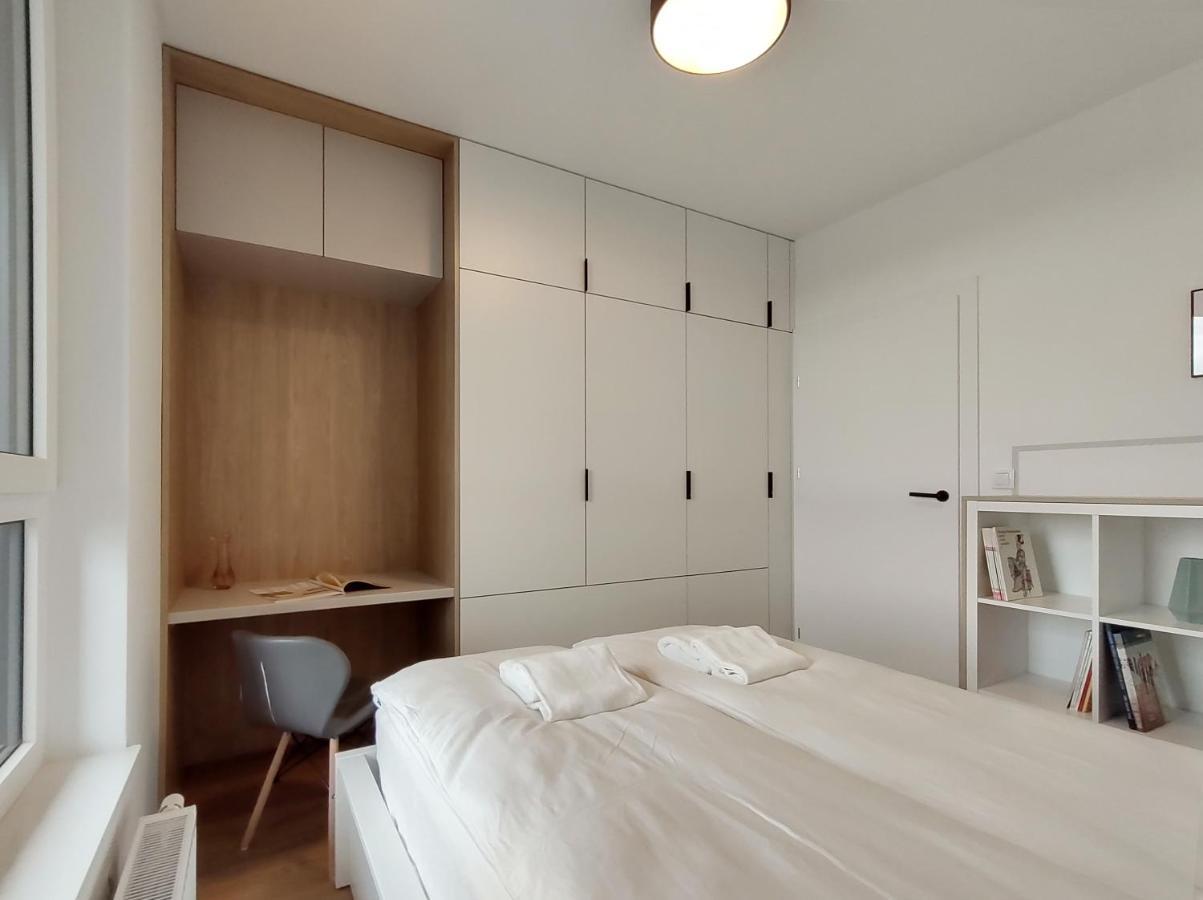 Elegant 3City Apartment With Parking In Gdansk By Noclegi Renters Exterior photo