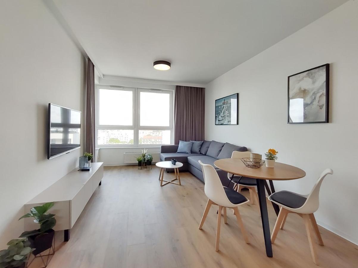 Elegant 3City Apartment With Parking In Gdansk By Noclegi Renters Exterior photo