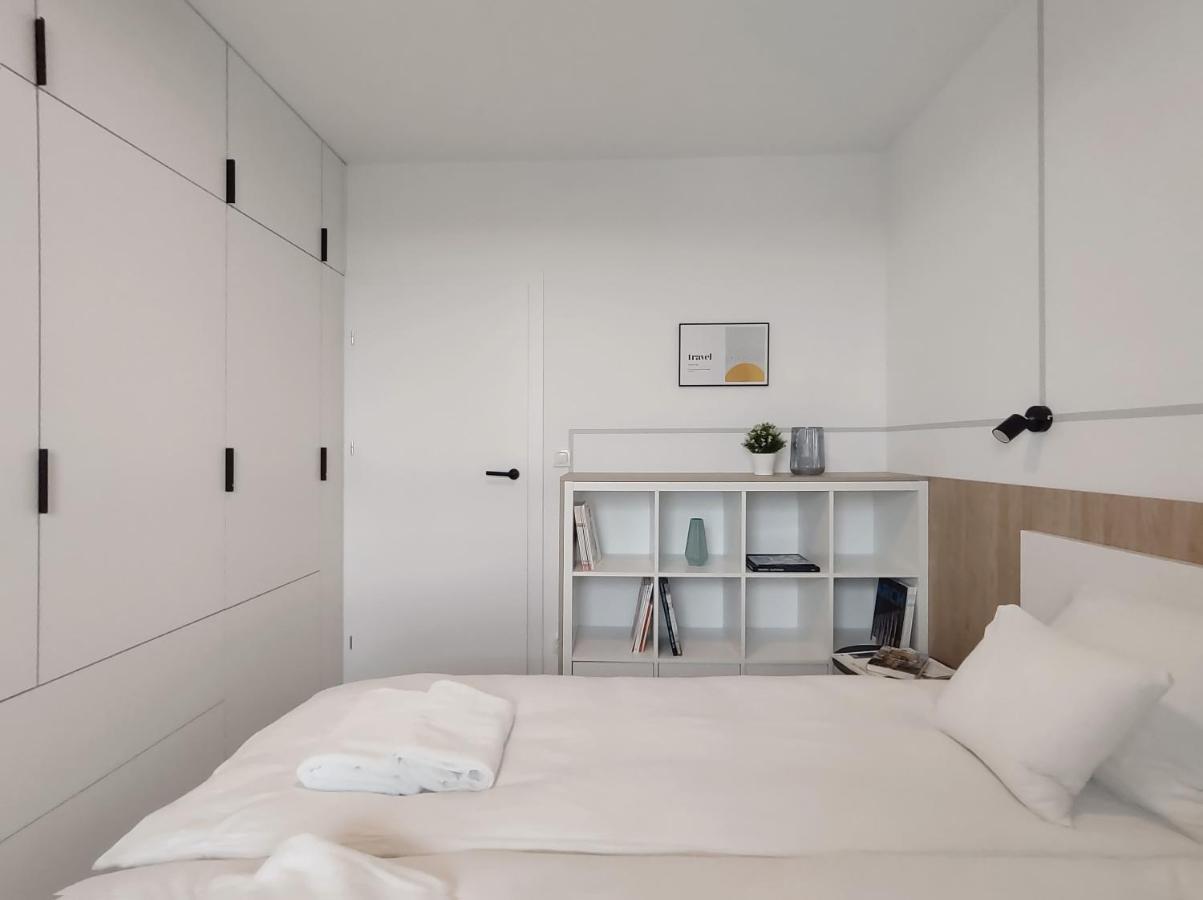 Elegant 3City Apartment With Parking In Gdansk By Noclegi Renters Exterior photo